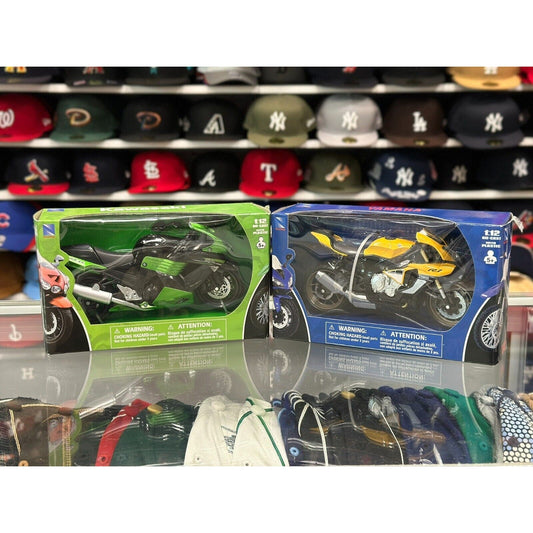 Kawasaki ZX-14 & Yamaha YZE-R1 Motorcycle Bike 1/12 Scale Diecast Model Bike | Bundle - Product Image