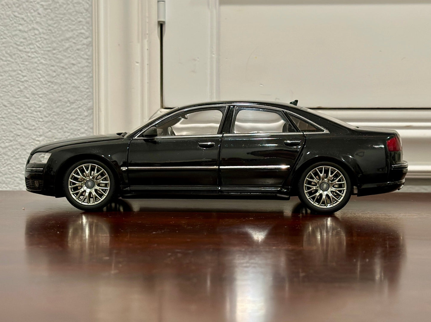 Kyosho Audi A8 Black Sedan 1/18 Scale Diecast Model Car - Product Image