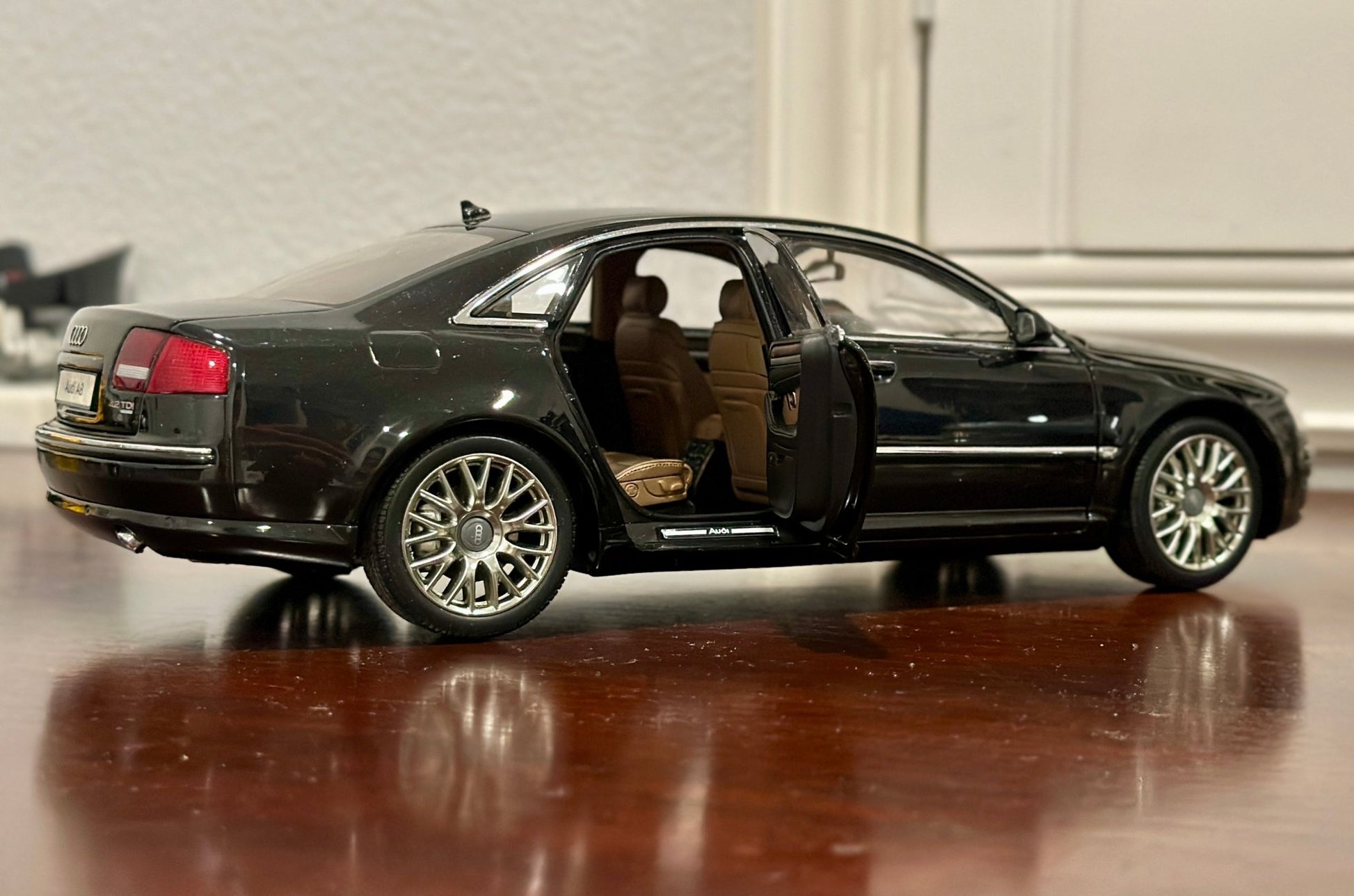 Kyosho Audi A8 Black Sedan 1/18 Scale Diecast Model Car - Product Image