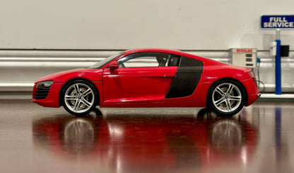 Kyosho Audi R8 Coupe Red 'Japan Exclusive' 1/18 Scale Diecast Model Car - Product Image