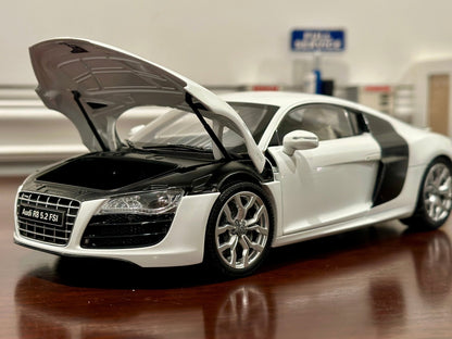 Kyosho Audi R8 V10 '5.2 FSI Quattro Coupe' Ibis White 1/18 Scale Diecast Model Car - Product Image