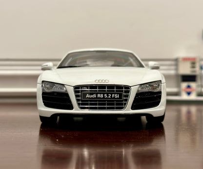 Kyosho Audi R8 V10 '5.2 FSI Quattro Coupe' Ibis White 1/18 Scale Diecast Model Car - Product Image
