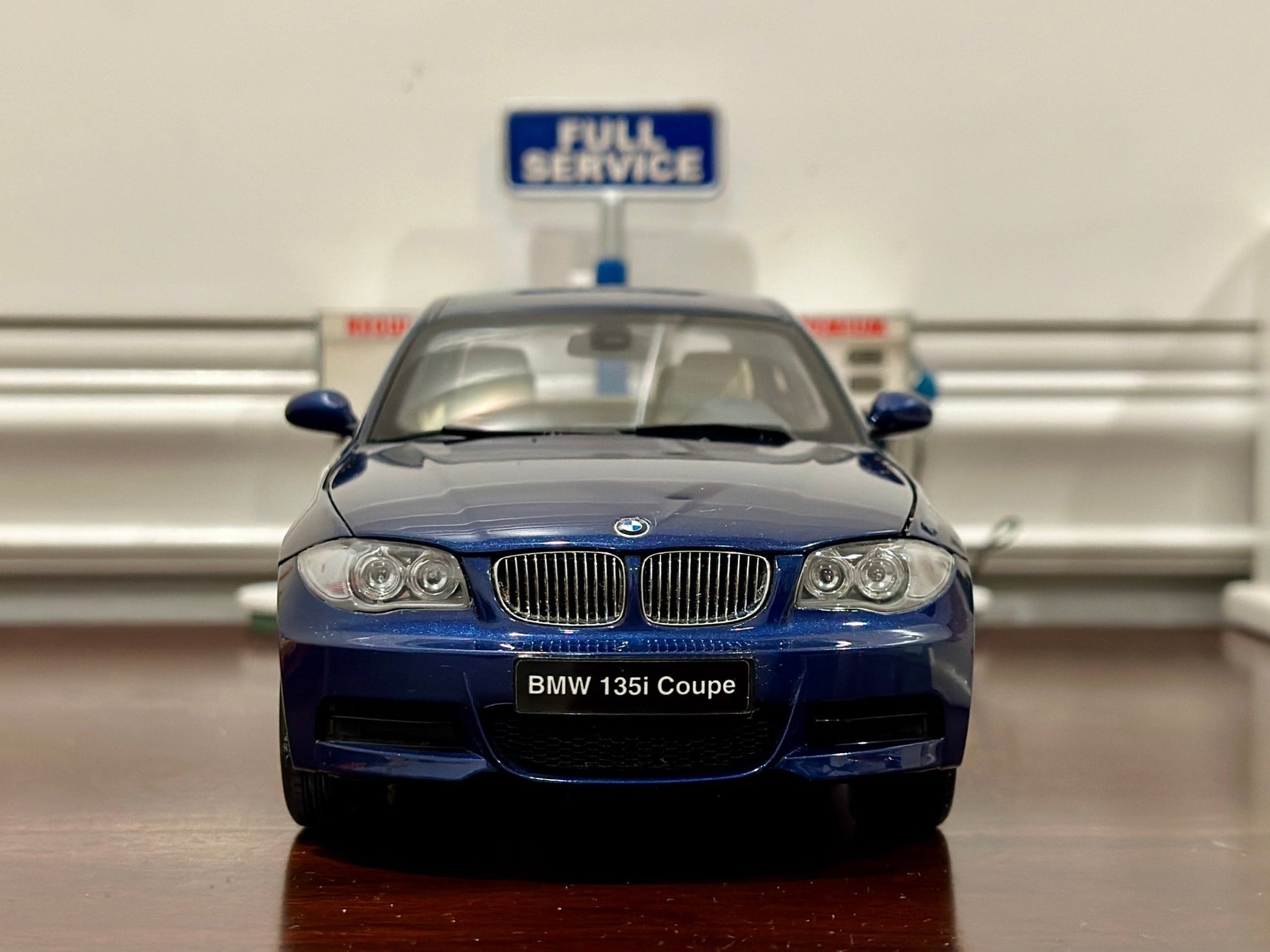 Kyosho BMW 135i Blue 1/18 Scale Diecast Model Car - Product Image