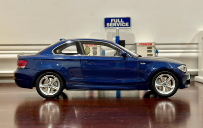Kyosho BMW 135i Blue 1/18 Scale Diecast Model Car - Product Image