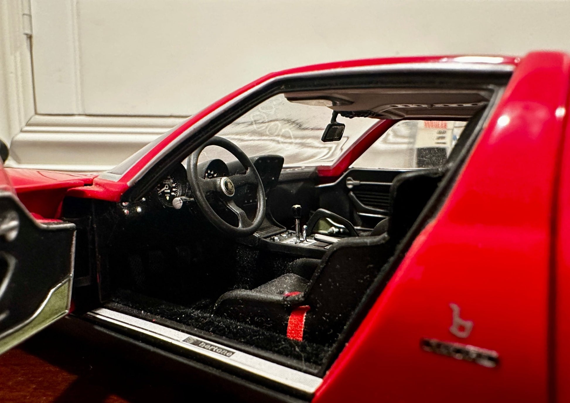 Kyosho Lamborghini Miura SVR Jota Red 1/18 Scale Diecast Model Car - Product Image