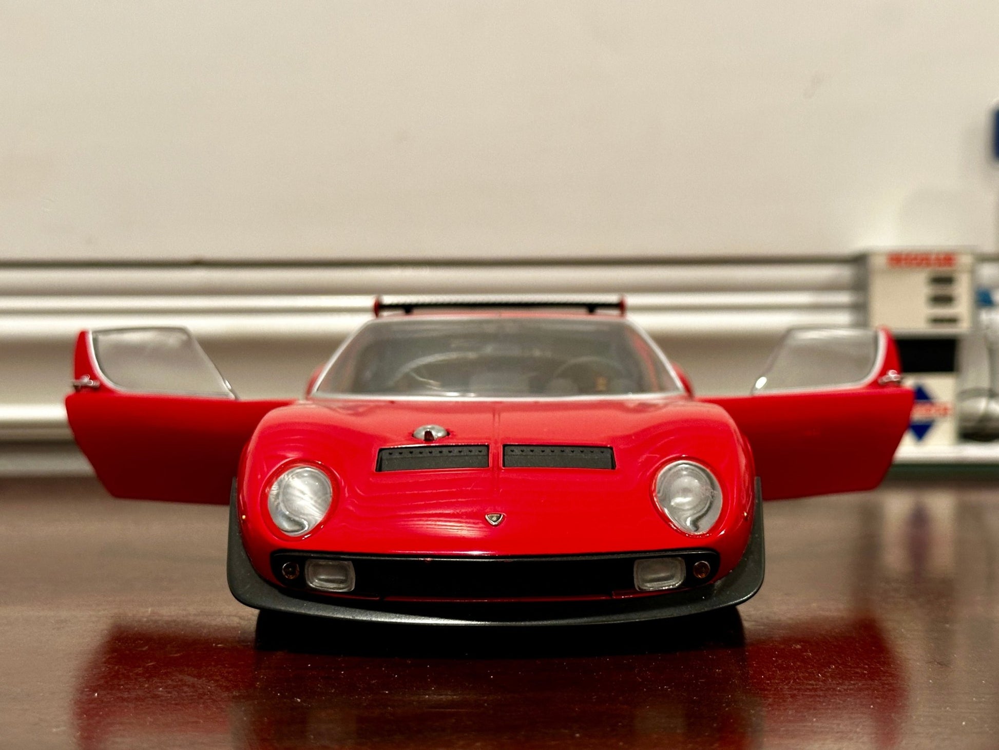 Kyosho Lamborghini Miura SVR Jota Red 1/18 Scale Diecast Model Car - Product Image