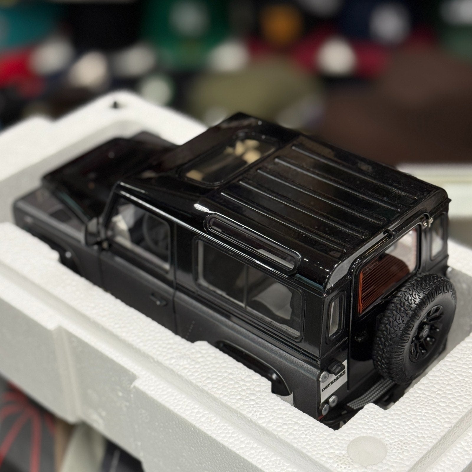 Kyosho Land Rover Defender Grey/Black 1/18 Scale Diecast Model Car | New - Product Image