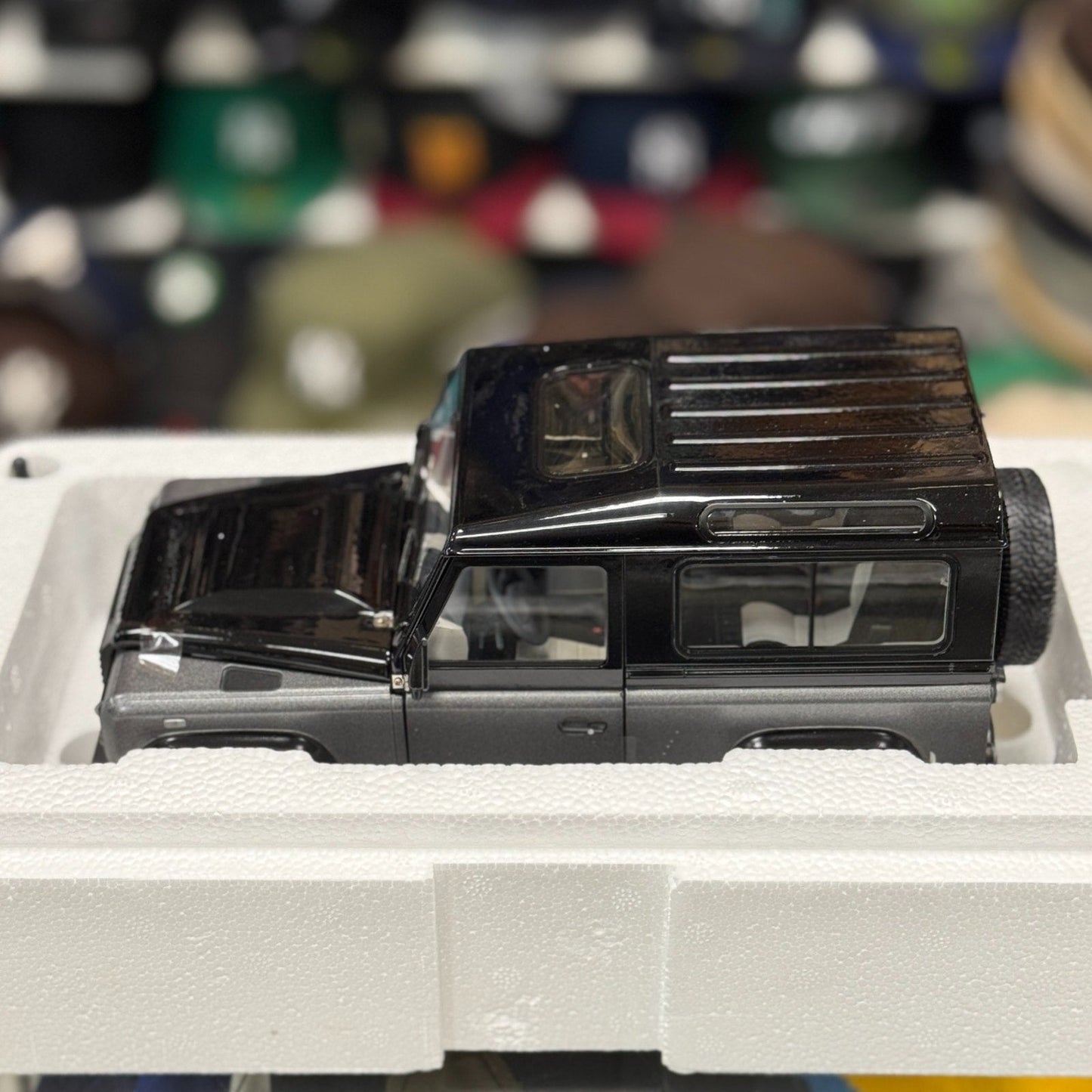 Kyosho Land Rover Defender Grey/Black 1/18 Scale Diecast Model Car | New - Product Image