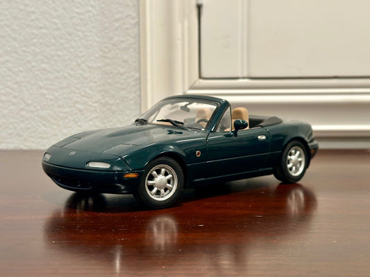 Kyosho Mazda Miata Green w/ Tan 1/18 Scale Diecast Model Car - Product Image