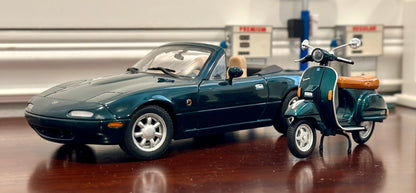 Kyosho Mazda Miata & Vespa Green w/ Tan 1/18 Scale Diecast Model Car | Bundle - Product Image