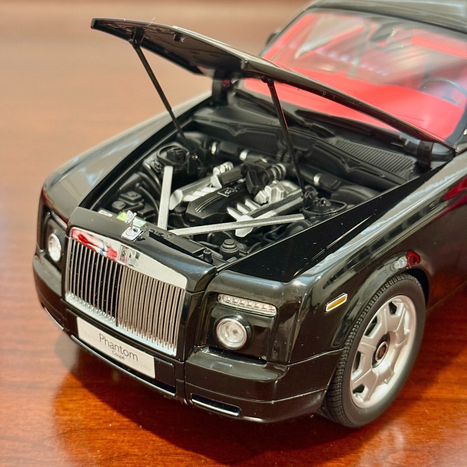 Kyosho Rolls Royce Phantom Coupe Diamond Black w/ Red Interior 1/18 Scale Diecast Model Car | New - Product Image