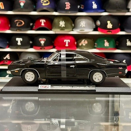 Maisto 1/18 1969 Dodge Charger R/T Diecast Model Car | New - Product Image