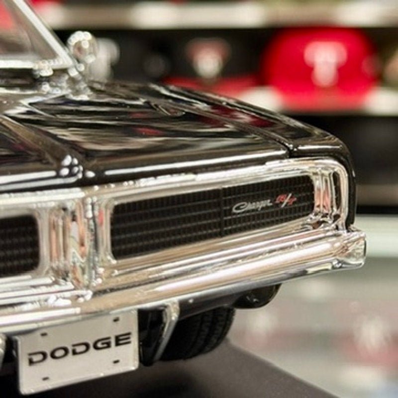 Maisto 1/18 1969 Dodge Charger R/T Diecast Model Car | New - Product Image