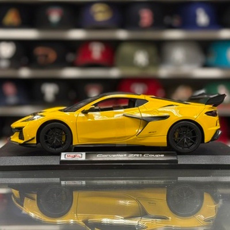 Maisto 1/18 Corvette ZR1 Coupe Yellow Special Edition Diecast Model Car | New - Product Image