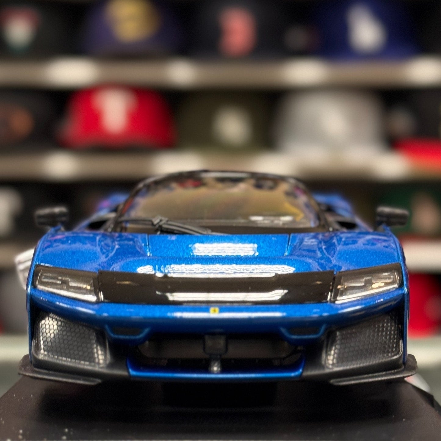 Maisto 1/18 Ferrari F80 Metallic Blue Special Edition Diecast Model Car | New - Product Image