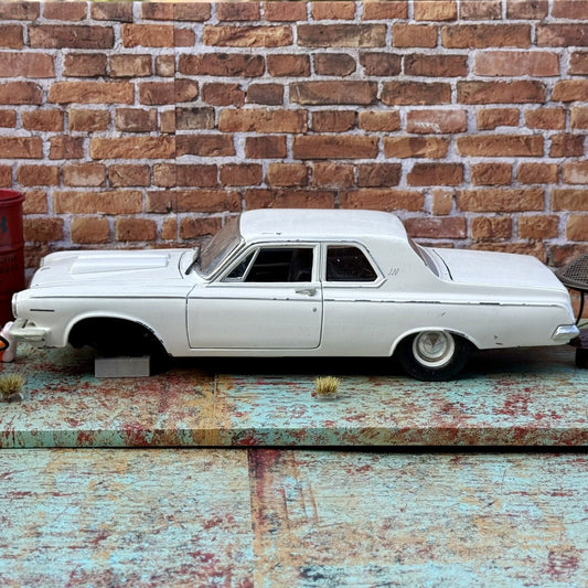 Maisto 1963 Dodge 330 White 1/18 Scale Diecast Model Car | Diorama Parts Car - Product Image