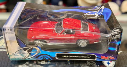 Maisto 1965 Corvette Stingray C2 Red 1/18 Scale Diecast Model Car | New - Product Image