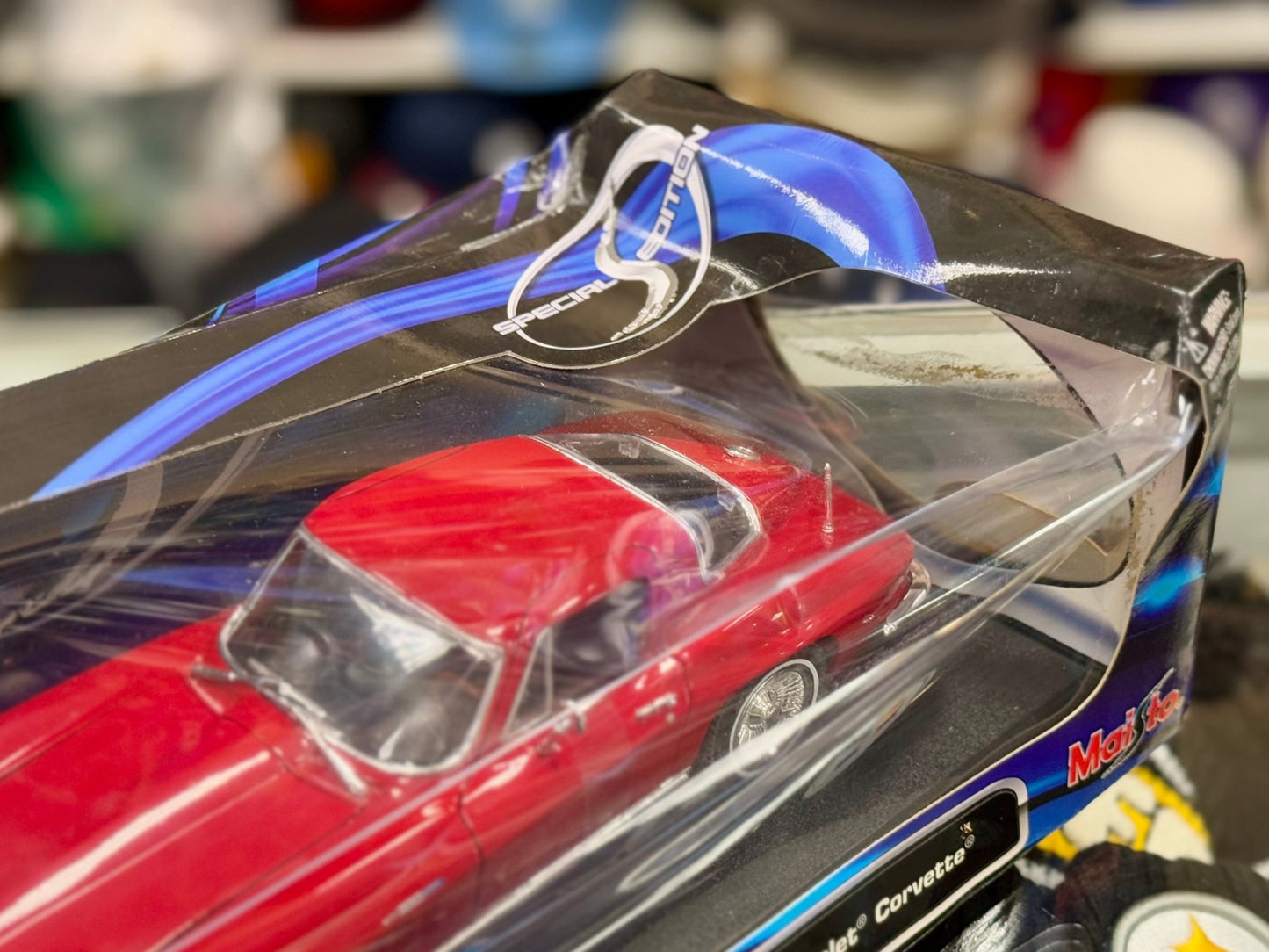 Maisto 1965 Corvette Stingray C2 Red 1/18 Scale Diecast Model Car | New - Product Image