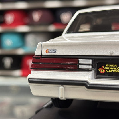 Maisto 1:18 1987 Buick Grand National Pearl White Diecast Model Car | New - Product Image