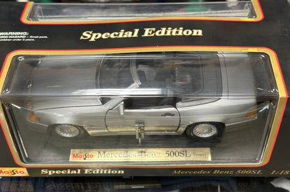 Maisto 1989 Mercedes Benz 500 SL Silver 1/18 Scale Diecast Model Car | New - Product Image