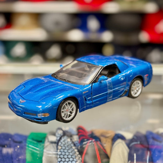 Maisto 2002 Chevrolet Corvette Blue 1/24 Scale Diecast Model Car | New - Product Image