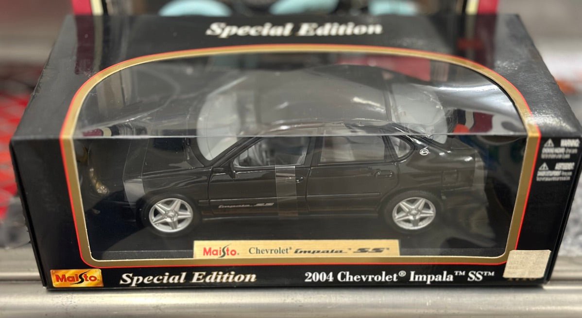 Maisto 2004 Chevrolet Impala SS Black 1/18 Scale Diecast Model Car - Product Image