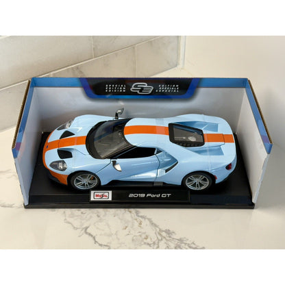 Maisto 2019 Ford GT 'Gulf Livery' Blue w/ Orange 1/18 Scale Diecast Model Car | New - Product Image