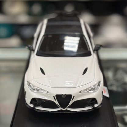Maisto Alfa Romeo Giulia GTR White 1/18 Scale Diecast Model | New - Product Image