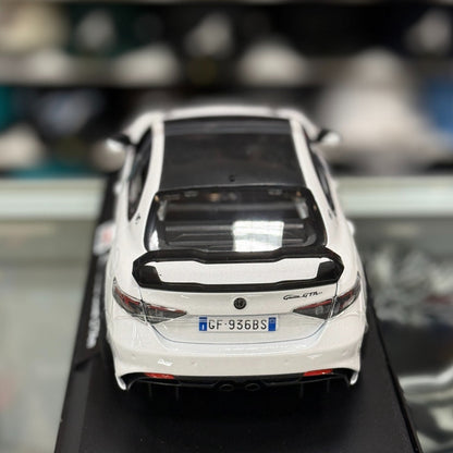 Maisto Alfa Romeo Giulia GTR White 1/18 Scale Diecast Model | New - Product Image