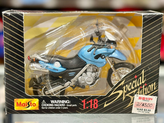 Maisto BMW F550GS 1/18 Scale Diecast Model Bike | New - Product Image