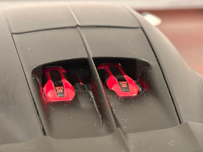 Maisto Bugatti Chiron Sport White/Black 1/18 Scale Diecast Model Car - Product Image