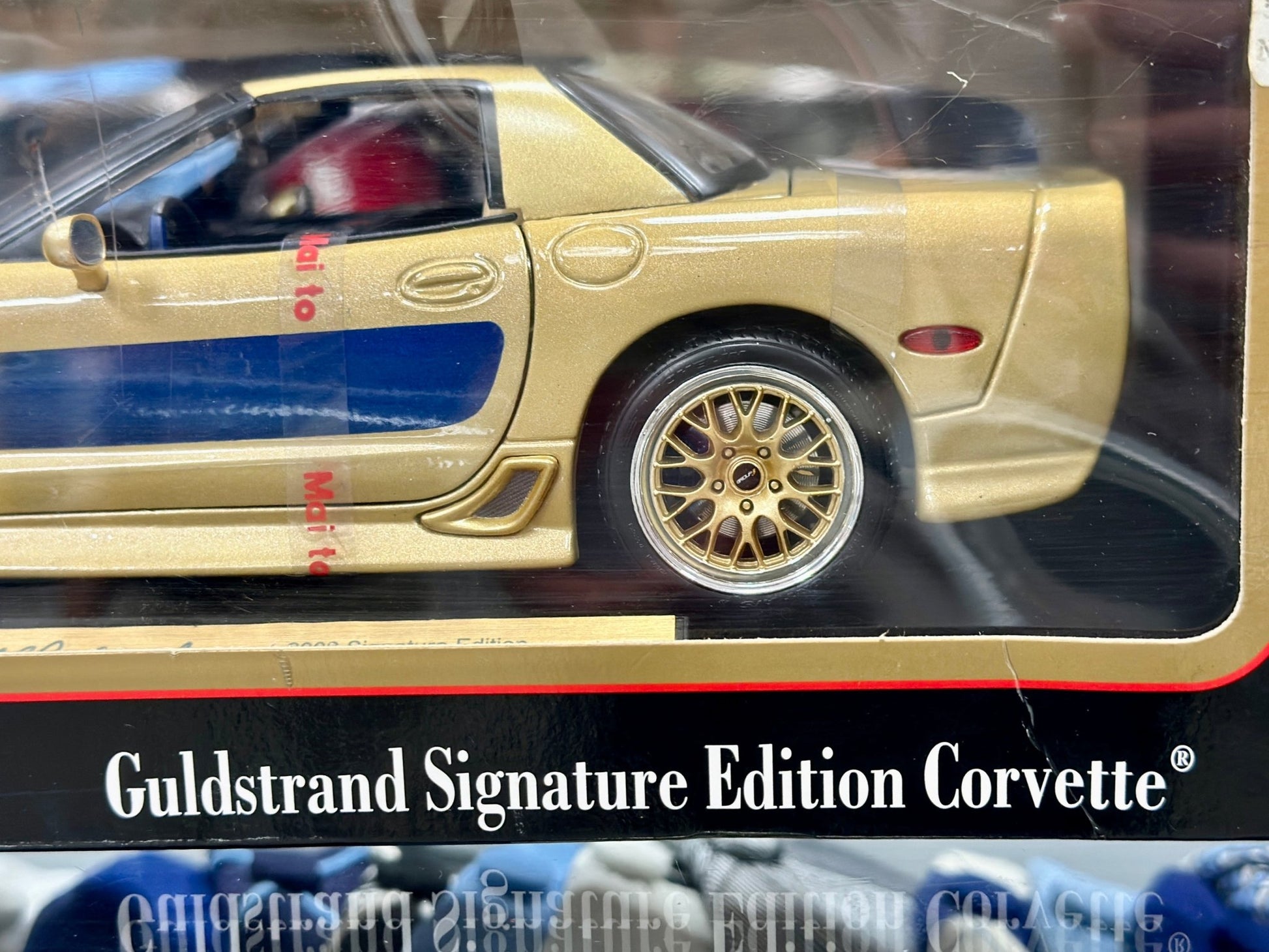 Maisto Chevy Corvette Guldstrand Gold 1/18 Scale Diecast Model Car - Product Image