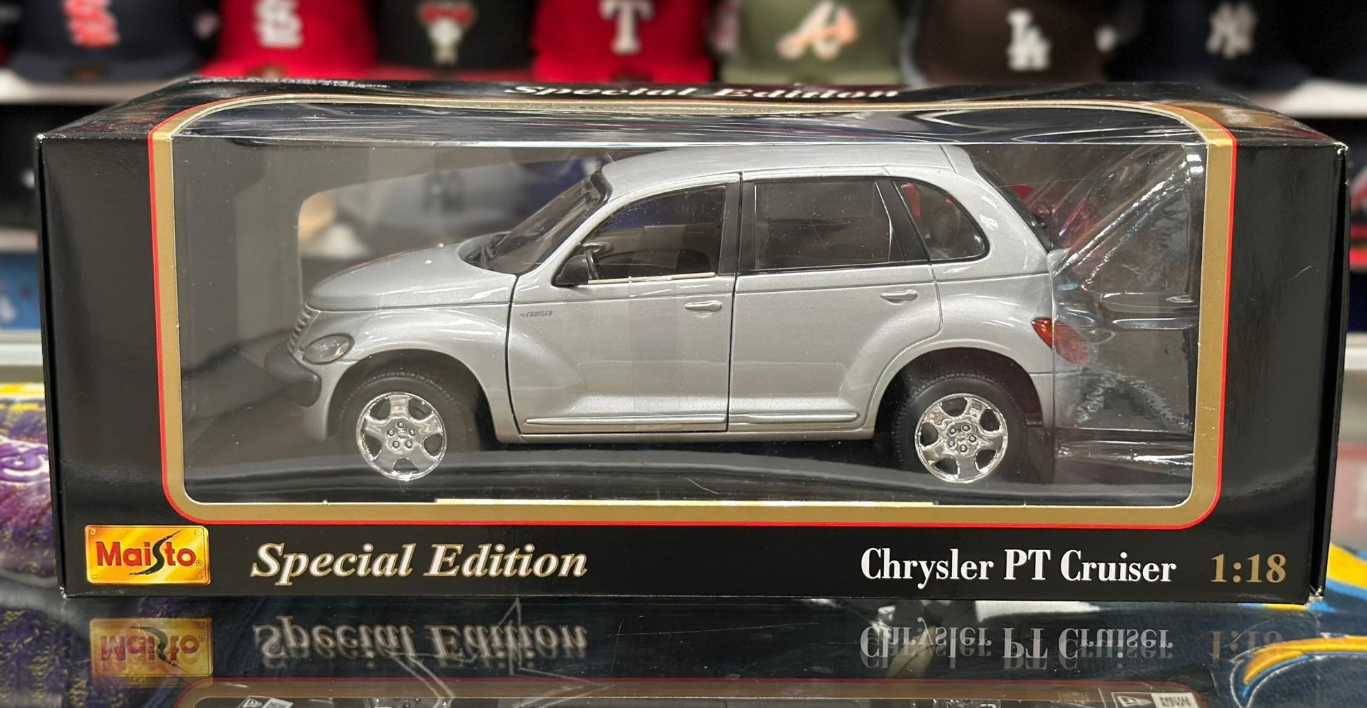 Maisto Chrysler PT Cruiser Silver 1/18 Scale Diecast Model Car | New - Product Image