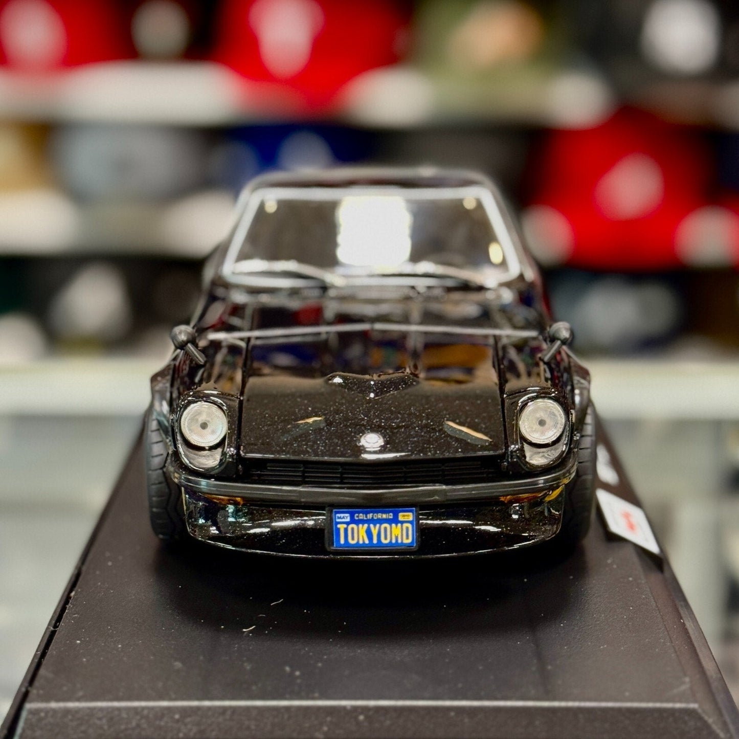 Maisto Datsun 240Z 'JDM Wide-body' Black 1/18 Scale Diecast Model Car | New - Product Image