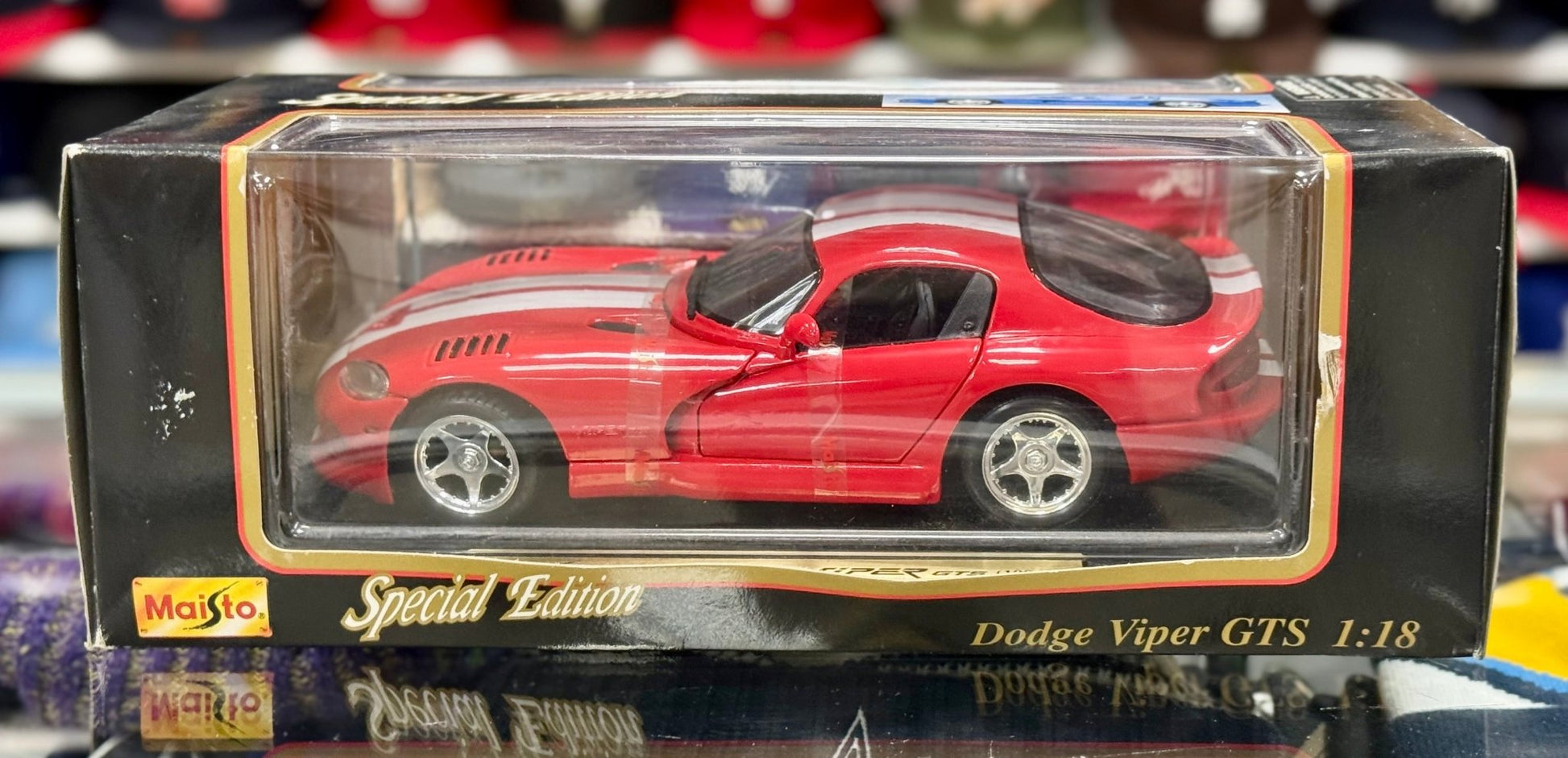 Maisto Dodge Viper GTS Red w/ White Stripes 1/18 Scale Diecast Model Car | New - Product Image
