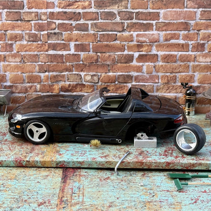 Maisto Dodge Viper RT/10 Black Broken Wheel 1/18 Scale Diecast Model Car | Diorama Parts Car - Product Image
