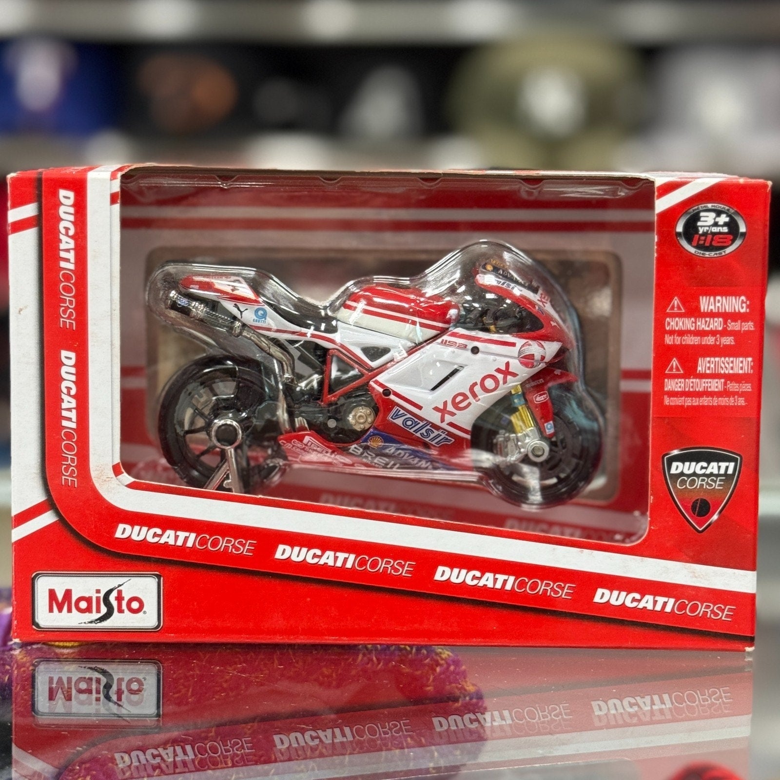 Maisto Ducati Corse 'Xerox' Red/White 1/18 Scale Diecast Racing Motorcycle | New - Product Image