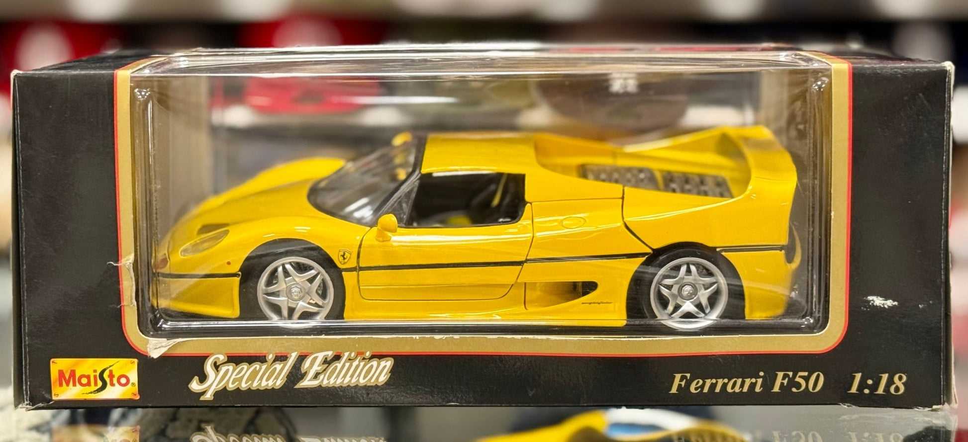 Maisto Ferrari F50 'Hard Top' Yellow 1/18 Scale Diecast Model Car | New - Product Image