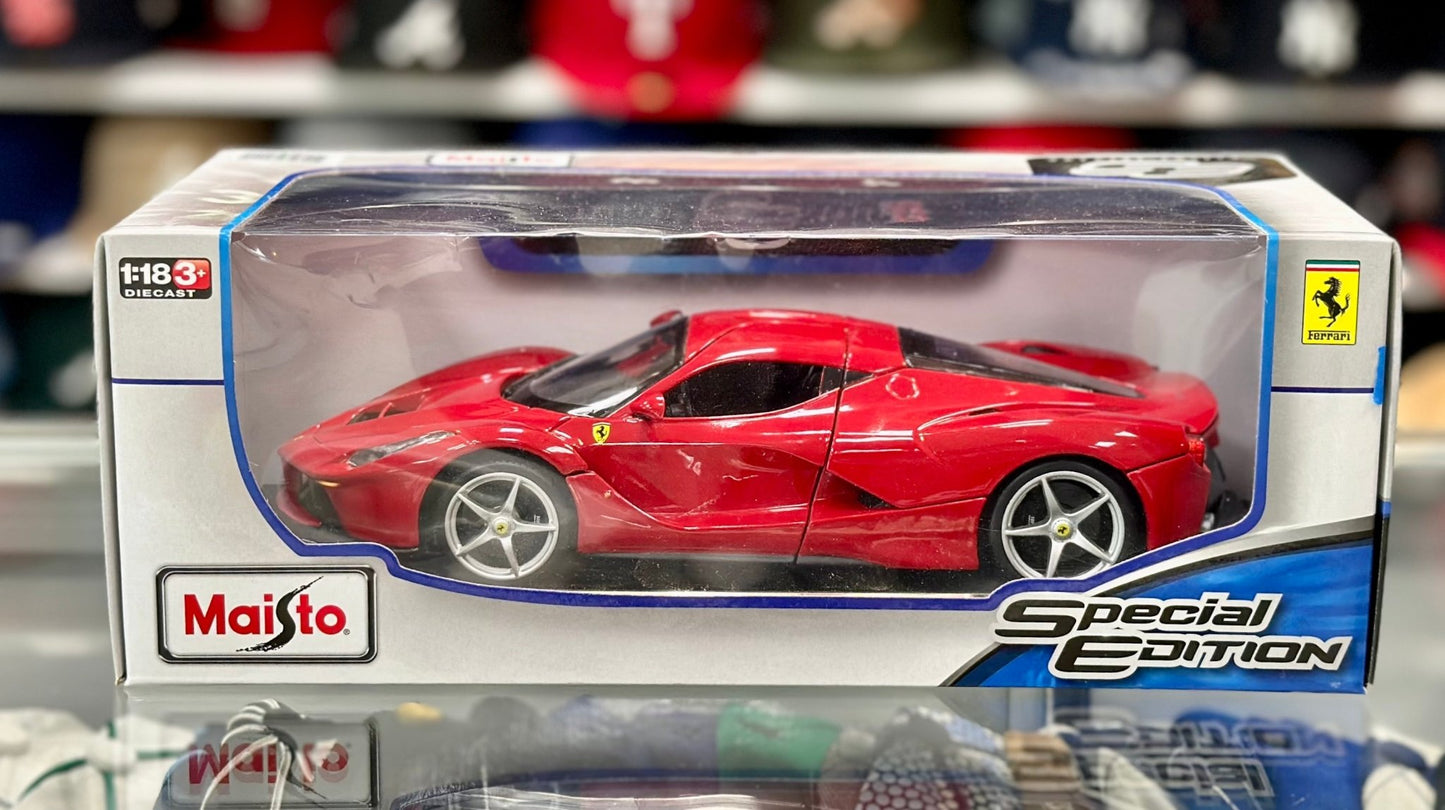 Maisto Ferrari LaFerrari Red/Red w/ Silver Wheels 1/18 Scale Diecast Model Car | New - Product Image