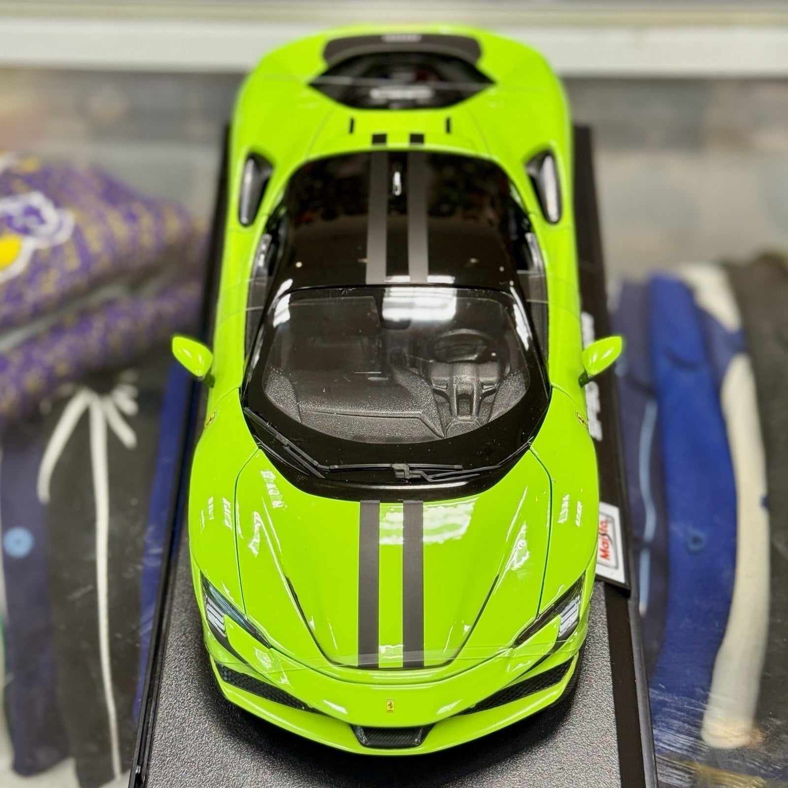 Maisto Ferrari SF90 Stradale Spider Green 1/18 Scale Diecast Model Car | New - Product Image