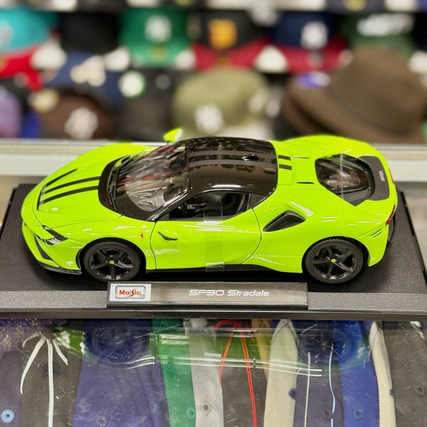 Maisto Ferrari SF90 Stradale Spider Green 1/18 Scale Diecast Model Car | New - Product Image