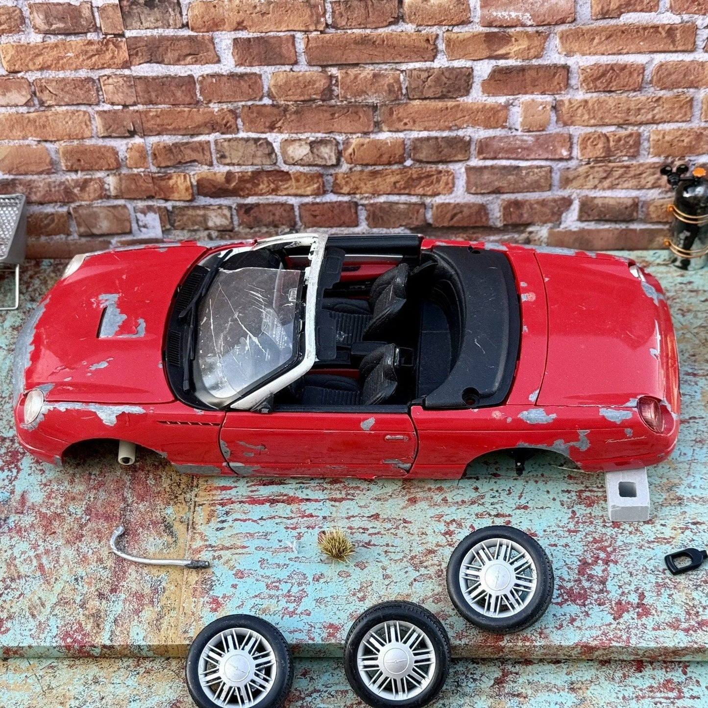 Maisto Ford Thunderbird Convertible Red 1/18 Scale Diecast Model Car | Diorama Parts Car - Product Image
