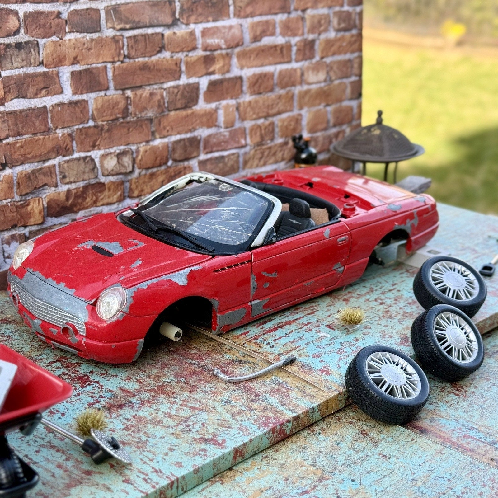 Maisto Ford Thunderbird Convertible Red 1/18 Scale Diecast Model Car | Diorama Parts Car - Product Image
