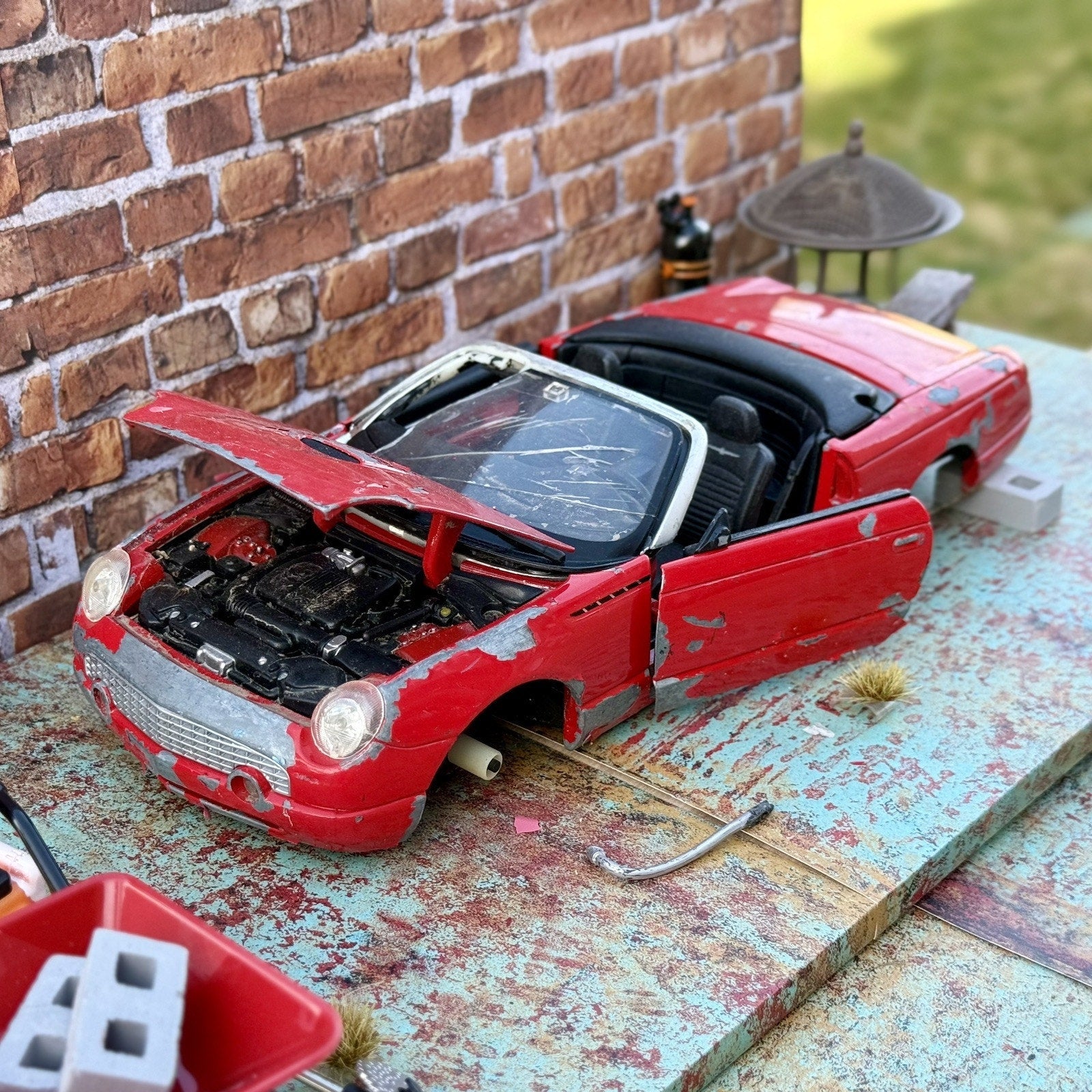 Maisto Ford Thunderbird Convertible Red 1/18 Scale Diecast Model Car | Diorama Parts Car - Product Image