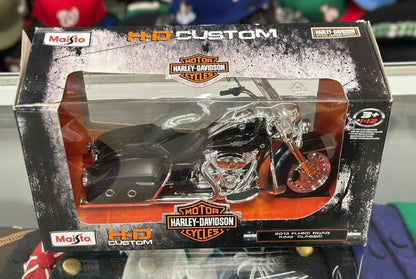 Maisto Harley Davidson FLHR Road King Classic Motorcycle 1/12 Scale Diecast Model Bike | New - Product Image
