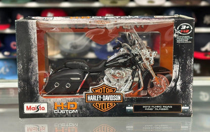 Maisto Harley Davidson FLHR Road King Classic Motorcycle 1/12 Scale Diecast Model Bike | New - Product Image