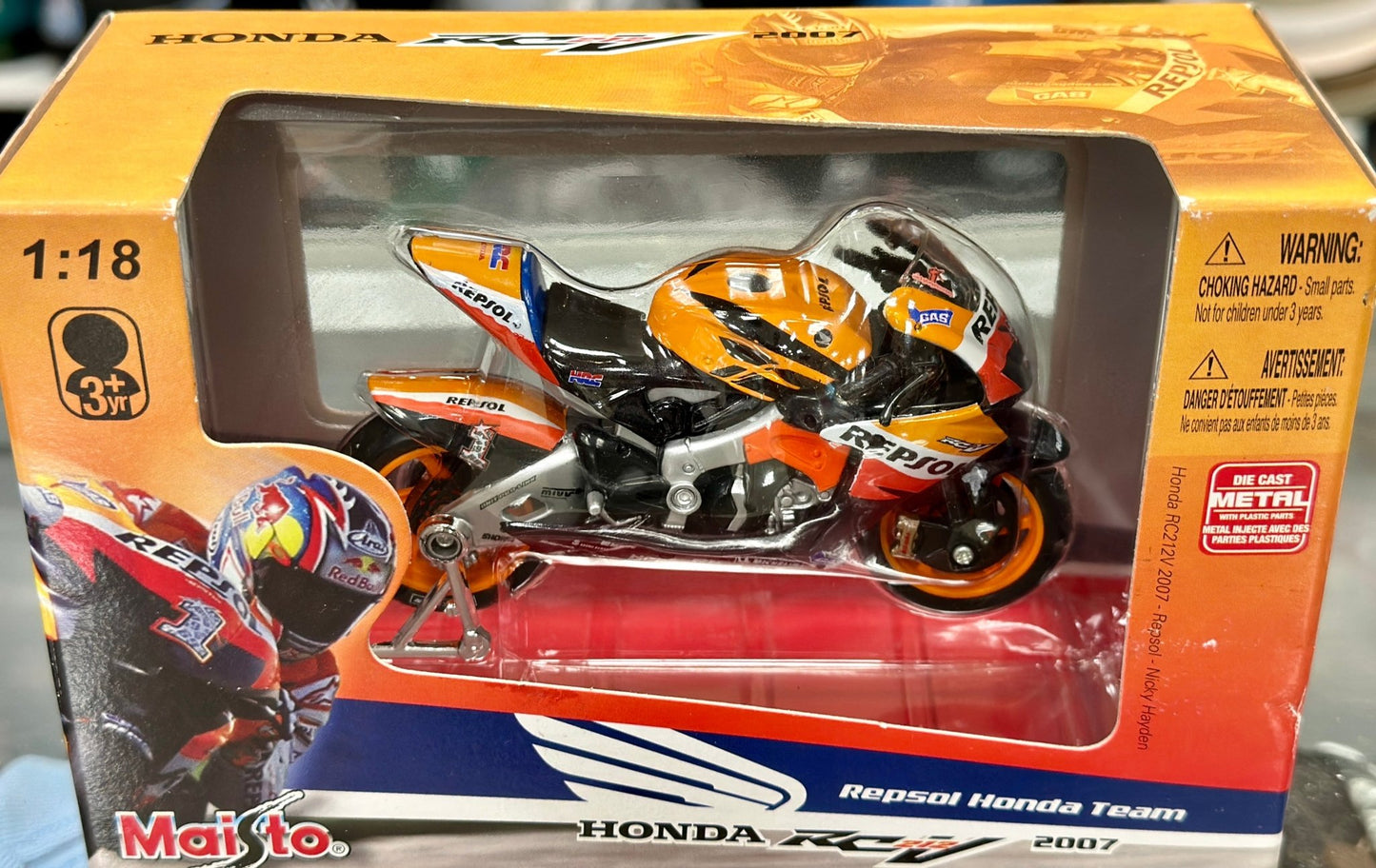 Maisto Honda RCV211 Repsol Racing Bike 1/18 Scale Diecast Model Bike | New - Product Image