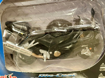 Maisto Kawasaki Motorcycle 1/18 Scale Diecast Model Bike | New - Product Image