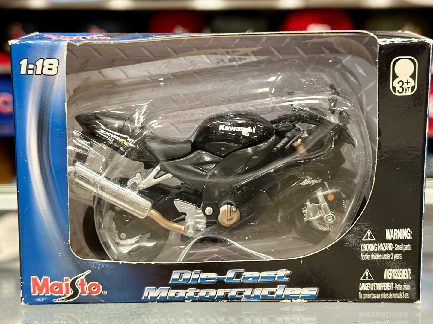 Maisto Kawasaki Motorcycle 1/18 Scale Diecast Model Bike | New - Product Image