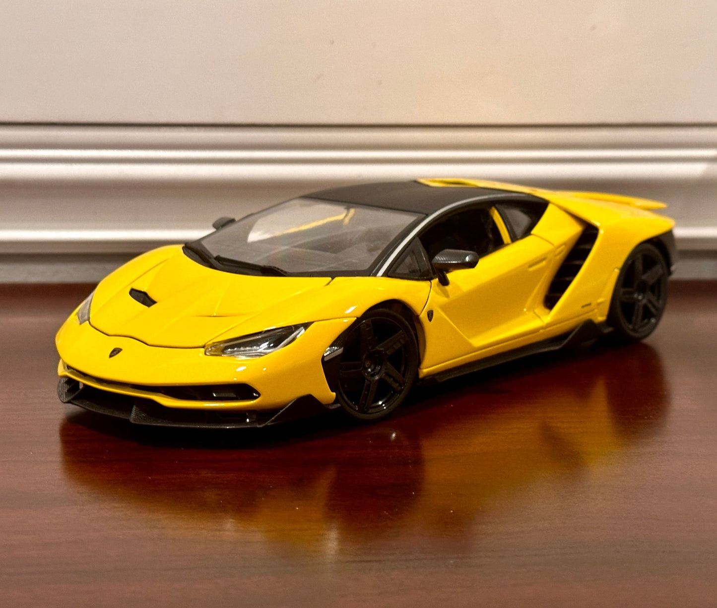 Maisto Lamborghini Centenario Yellow 1/18 Scale Diecast Model Car | New - Product Image
